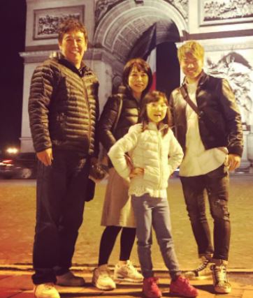 Takuma Asano with his family